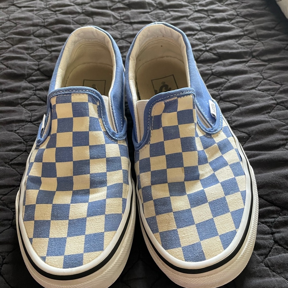 Women’s checked vans slip on